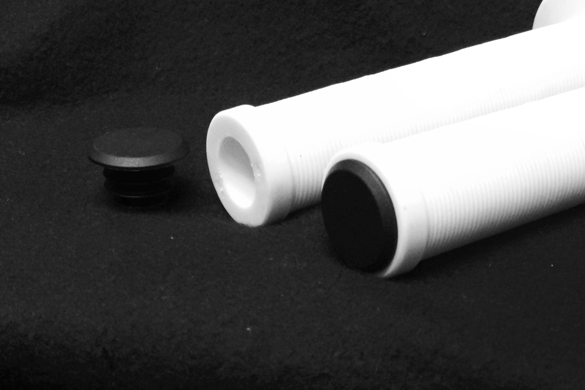 Tribal BMX Grips - White
