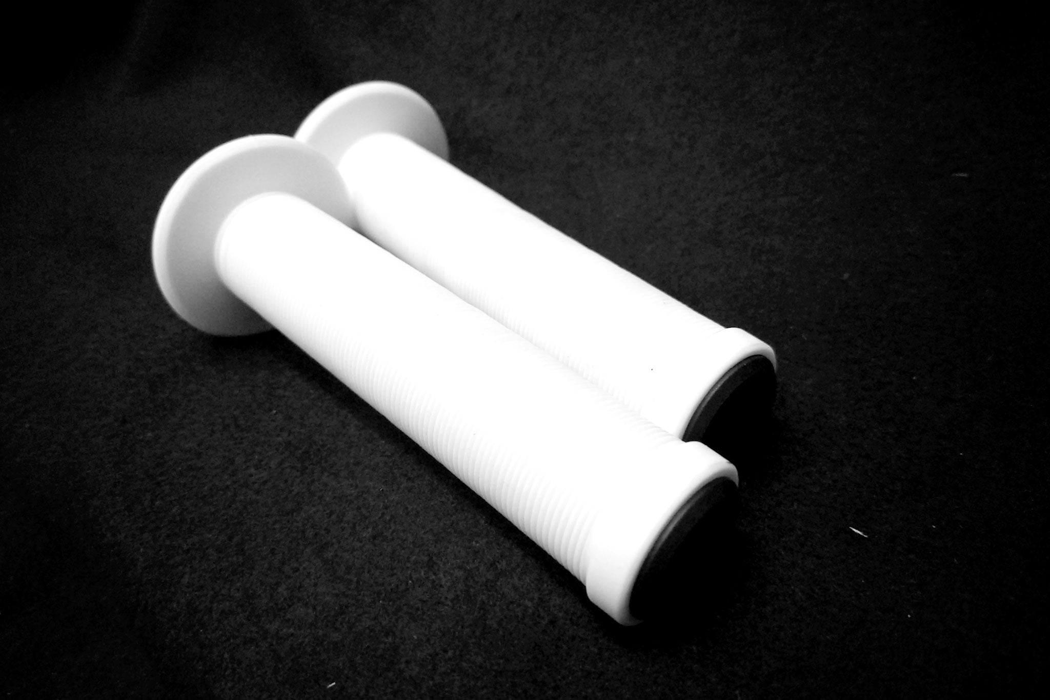 Tribal BMX Grips - White